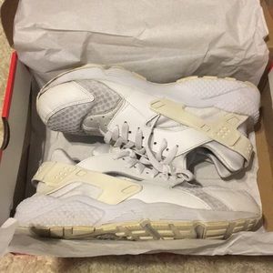Nike White Huraches